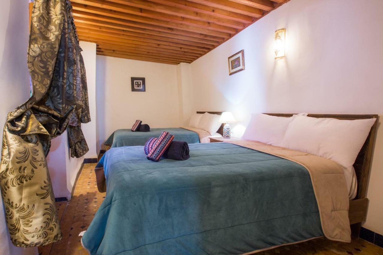 Zina - Elegance In The Heart Of 3*