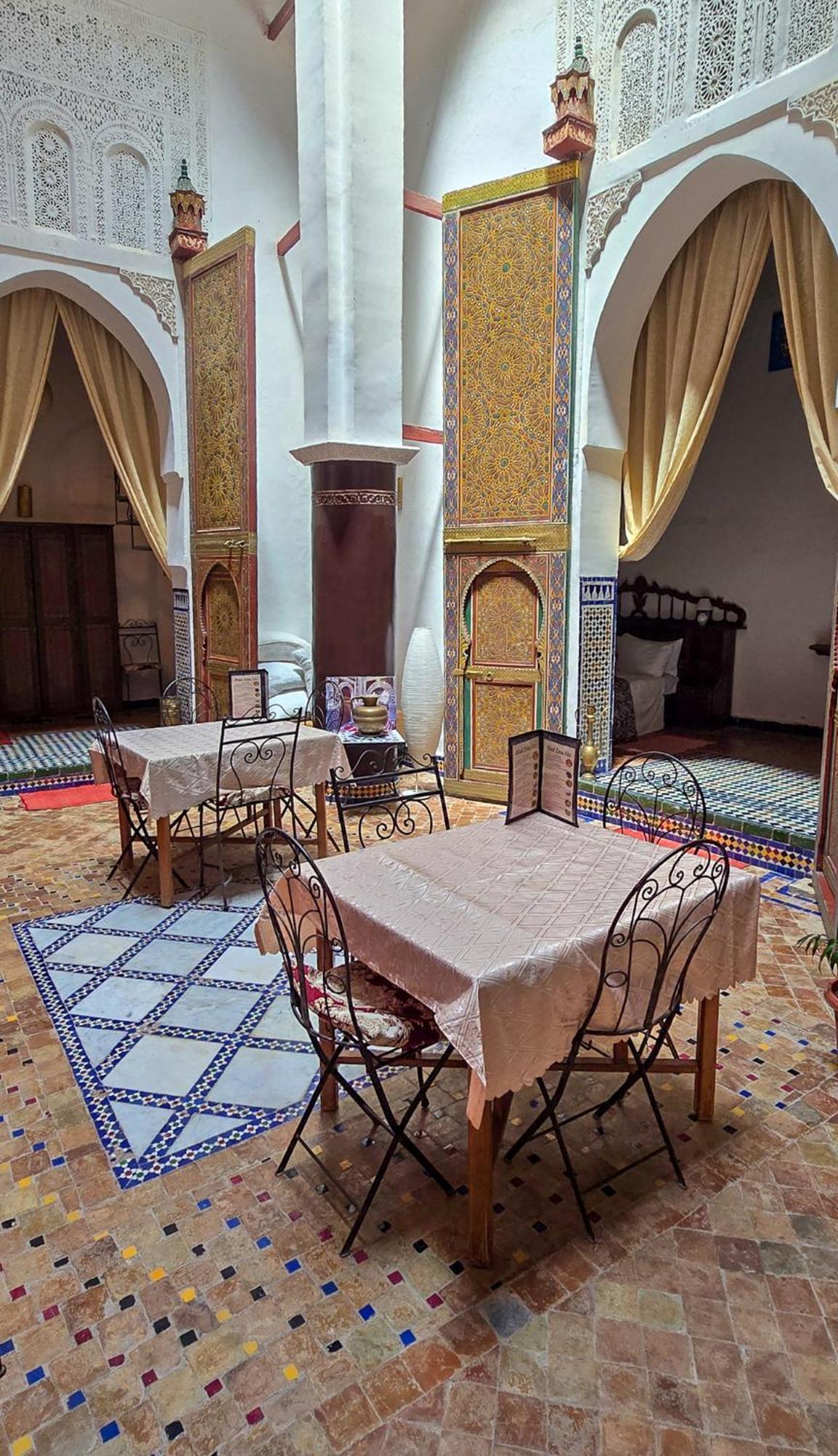 Zina - Elegance In The Heart Of 3*